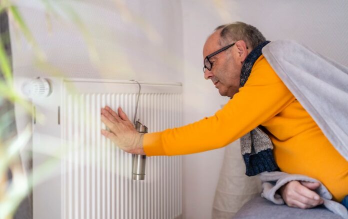 _pereviryae_temperatura_radiator_vdoma_opalennya__gettyimages_1441629835_bf391ce71a2f65e921d0ce4f343cd91f_1300x820